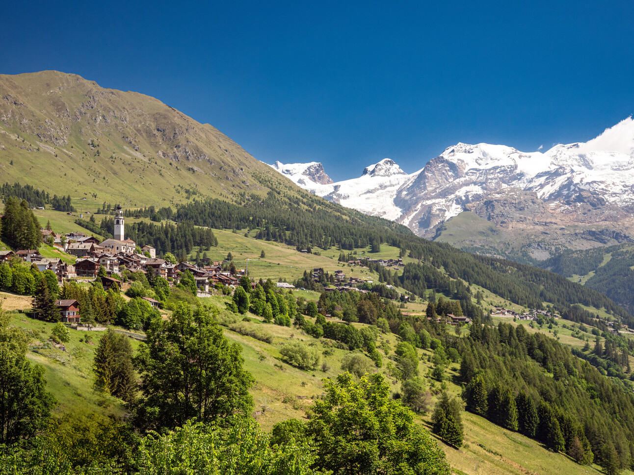 Stage 19: Battle in the Alps and a Christmas-y Dinner